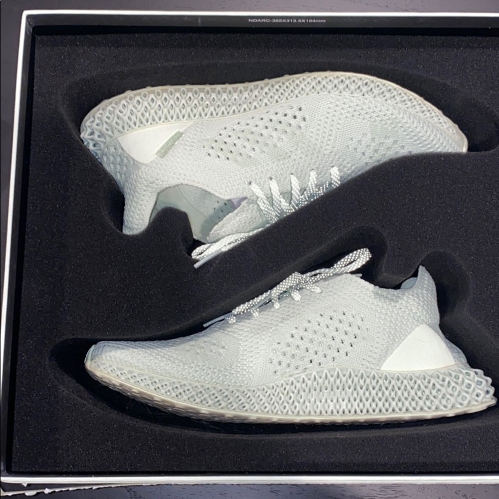 SOLD ✅ Adidas ARSHAM FUTURE RUNNER 4D Sz 9